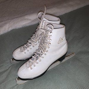 Figure Skates